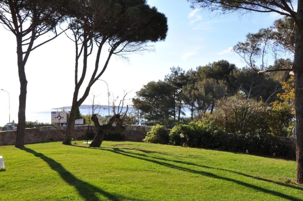 Villa Angelina Garden Grimaud Exterior photo